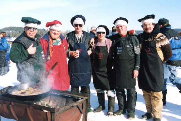 Temagami's Ling Fling Cooks.
